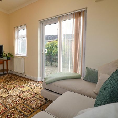 2 Gladstone Avenue Villa Мелтън Моубрей Екстериор снимка