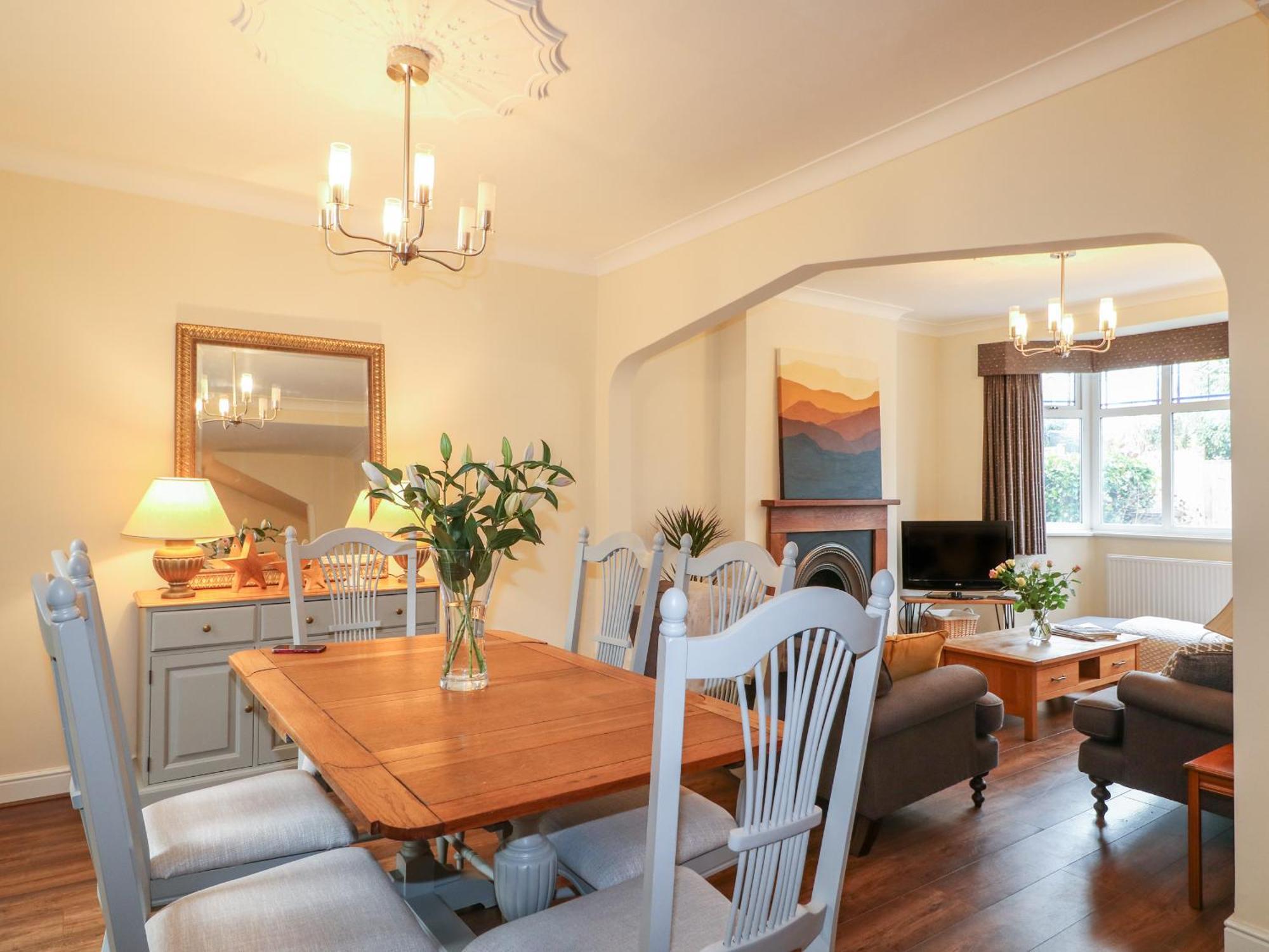2 Gladstone Avenue Villa Мелтън Моубрей Екстериор снимка