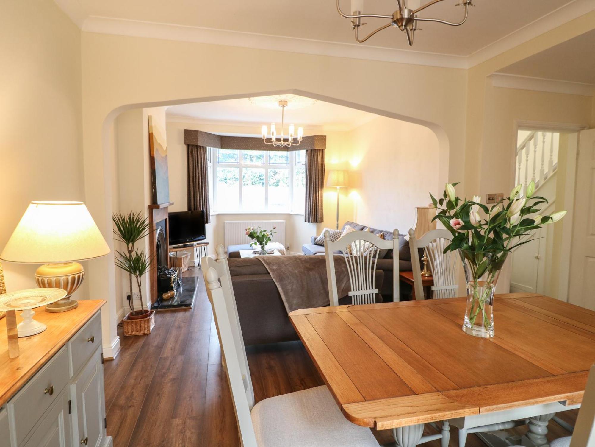 2 Gladstone Avenue Villa Мелтън Моубрей Екстериор снимка
