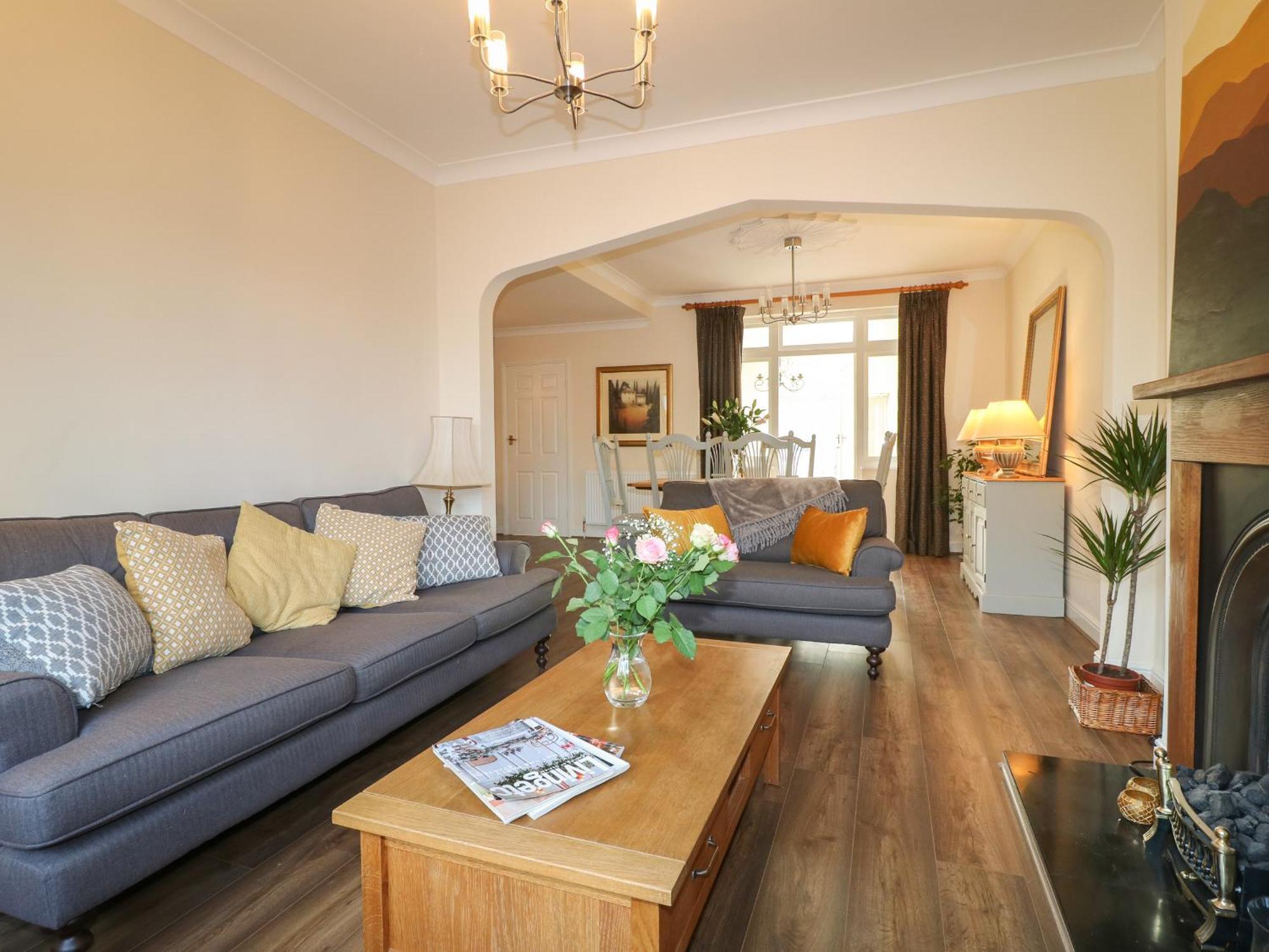 2 Gladstone Avenue Villa Мелтън Моубрей Екстериор снимка